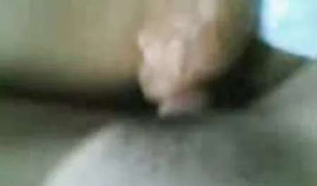 Bailey, phim xet nhat ban ko che giúp Chloe dụ dỗ cô chị gái.