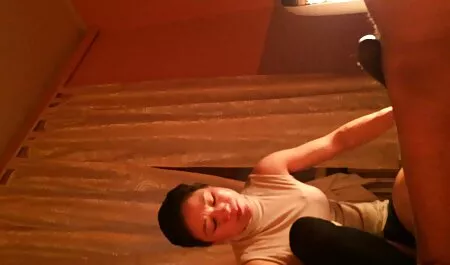 Cô gái cao đẳng lá phim xex nhat khong che sau giờ học.