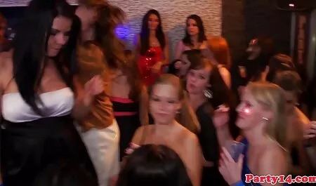 Sexy cô phim sex ko che moi nhat bé thích chơi với các cô gái tóc vàng