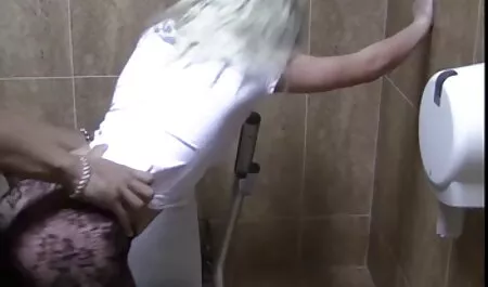 Tắt máy rung sex gai xinh nhat khong che